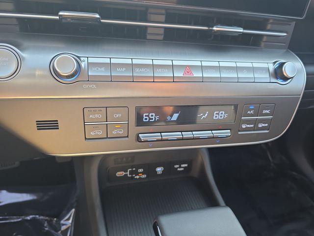 Photo of 2025 Cyber Gray Metallic Hyundai KONA