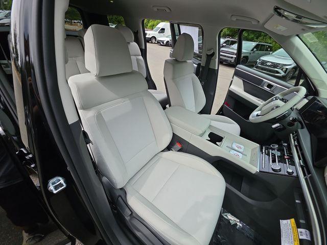 Photo of 2026 Phantom Black Hyundai SANTA FE