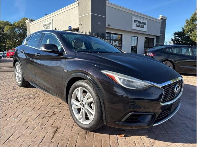 2017 Infiniti QX30