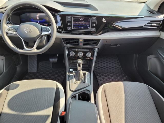 Photo of 2024 Pure White Volkswagen Taos