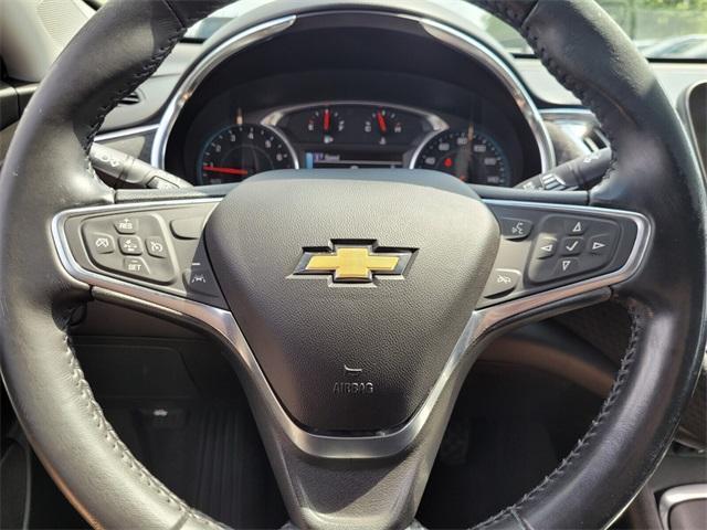 Photo of 2018 Pepperdust Metallic Chevrolet Malibu