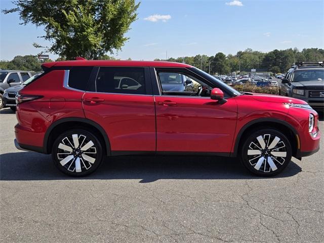 Photo of 2025 Diamond Mitsubishi Outlander