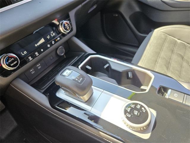 Photo of 2025 Diamond Mitsubishi Outlander