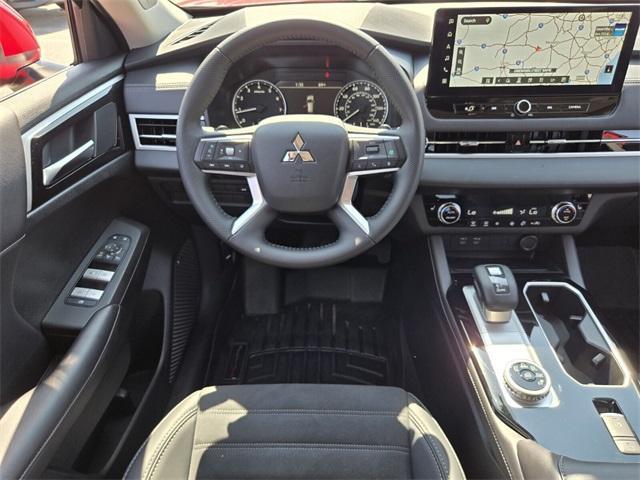 Photo of 2025 Diamond Mitsubishi Outlander