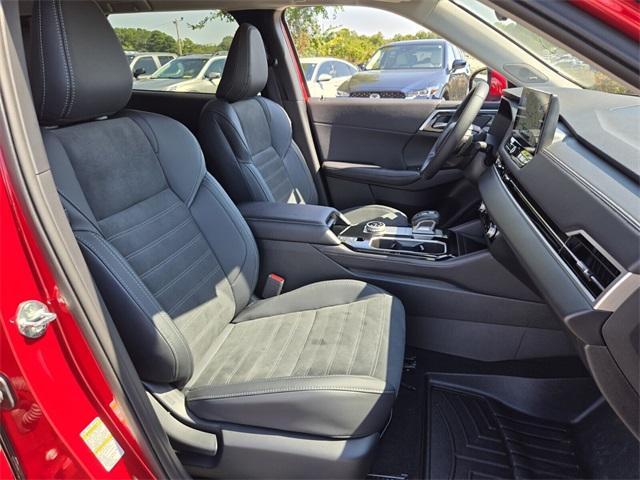 Photo of 2025 Diamond Mitsubishi Outlander