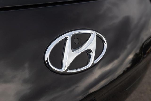 Photo of 2023 Abyss Black Pearl Hyundai KONA EV
