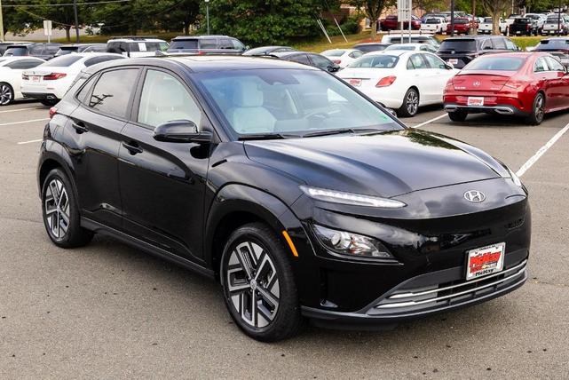 Photo of 2023 Abyss Black Pearl Hyundai KONA EV