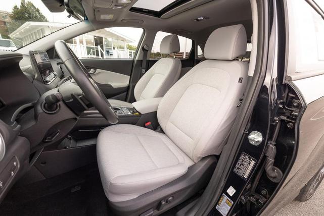 Photo of 2023 Abyss Black Pearl Hyundai KONA EV