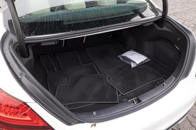 Photo of 2021 Polar White Mercedes-Benz C-Class