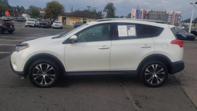 Photo of 2015 Blizzard Pearl Toyota RAV4