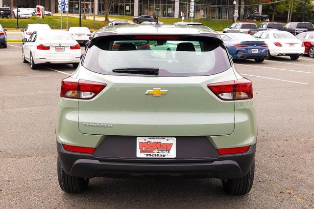 Photo of 2026 Green Chevrolet Trailblazer