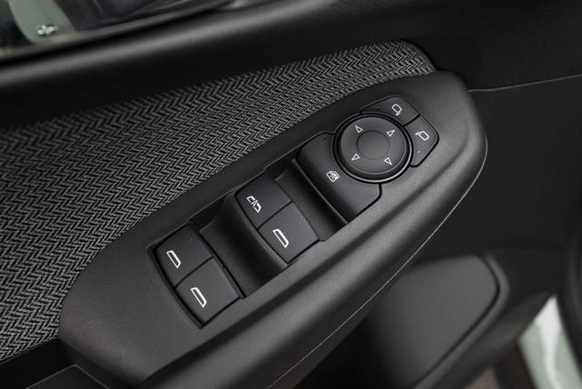 Photo of 2026 Green Chevrolet Trailblazer