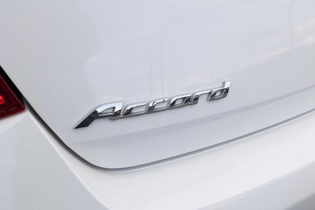 Photo of 2013 White Orchid Pearl Honda Accord