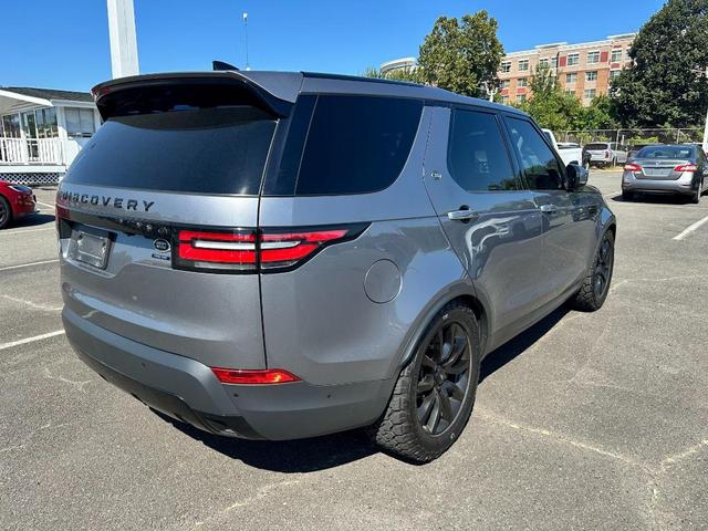 Photo of 2020 Eiger Grey Land Rover Discovery