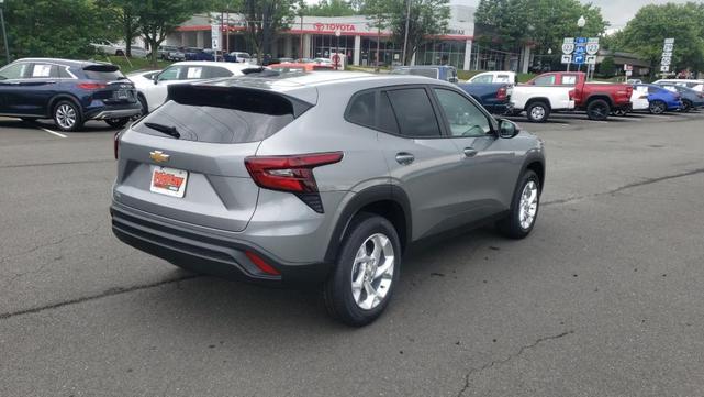 Photo of 2025 Sterling Gray Metallic Chevrolet Trax