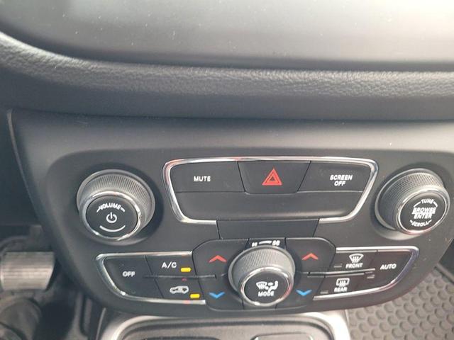 Photo of 2020 Granite Crystal Clearcoat Metallic Jeep Compass
