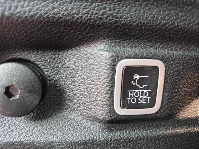 Photo of 2024 Diamond Black Jeep Grand Cherokee L
