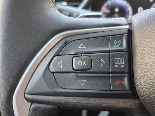 Photo of 2024 Diamond Black Jeep Grand Cherokee L