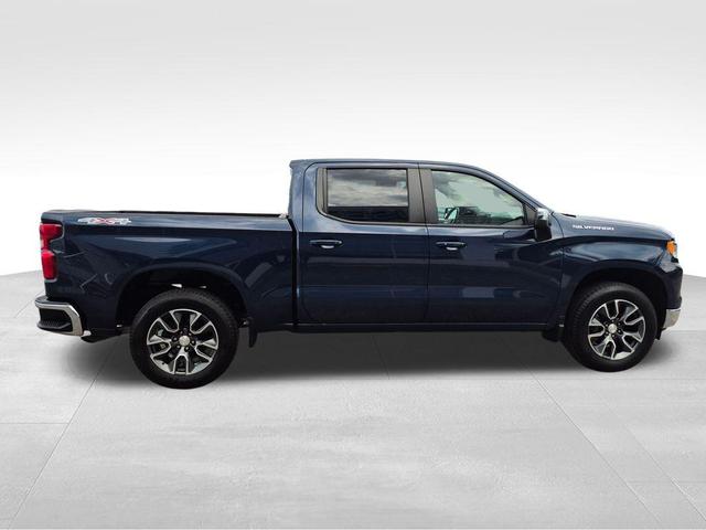 Photo of 2022 Northsky Blue Metallic Chevrolet Silverado 1500