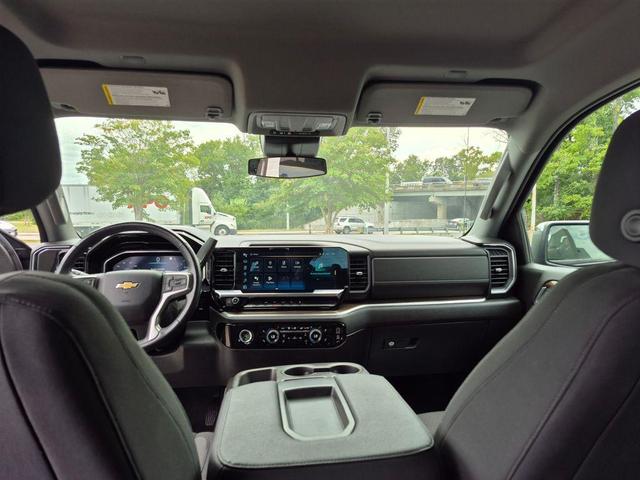 Photo of 2022 Northsky Blue Metallic Chevrolet Silverado 1500