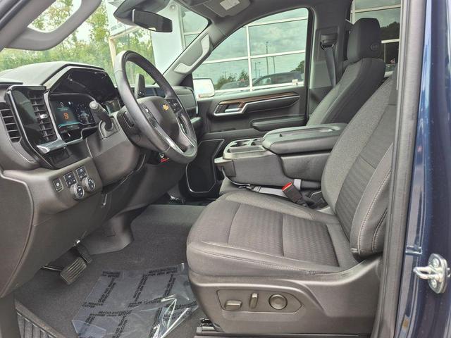 Photo of 2022 Northsky Blue Metallic Chevrolet Silverado 1500