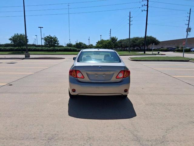 Photo of 2009 Tan Toyota Corolla