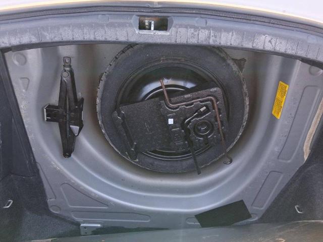 Photo of 2009 Tan Toyota Corolla