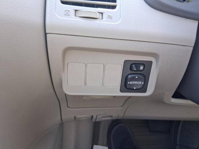 Photo of 2009 Tan Toyota Corolla