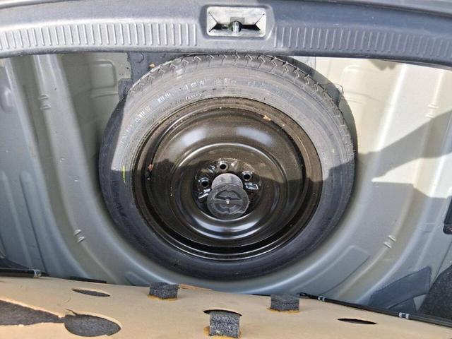 Photo of 2011 Green Toyota Camry