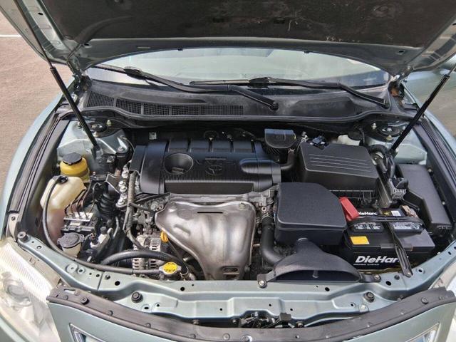 Photo of 2011 Green Toyota Camry