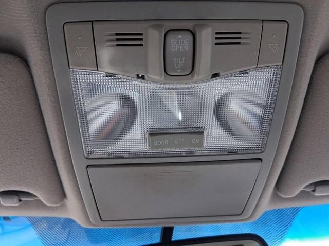 Photo of 2009 Silver Toyota Avalon