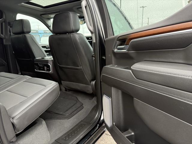 Photo of 2024 Onyx Black GMC Sierra 1500
