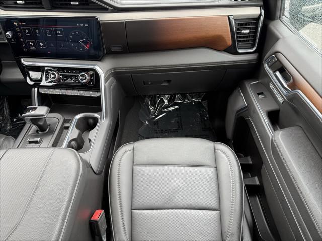 Photo of 2024 Onyx Black GMC Sierra 1500