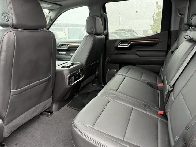 Photo of 2024 Onyx Black GMC Sierra 1500
