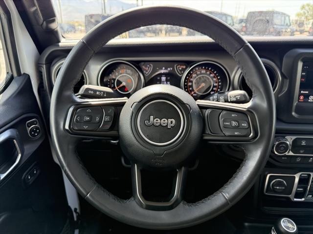 Photo of 2023 Bright White Clearcoat Jeep Wrangler