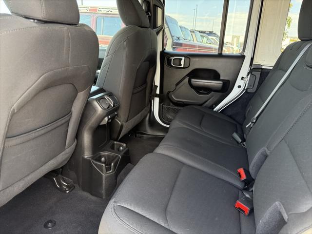 Photo of 2023 Bright White Clearcoat Jeep Wrangler