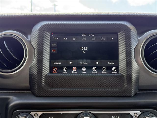 Photo of 2023 Bright White Clearcoat Jeep Wrangler