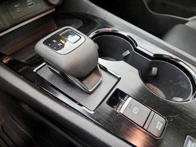 Photo of 2023 Black Nissan Rogue