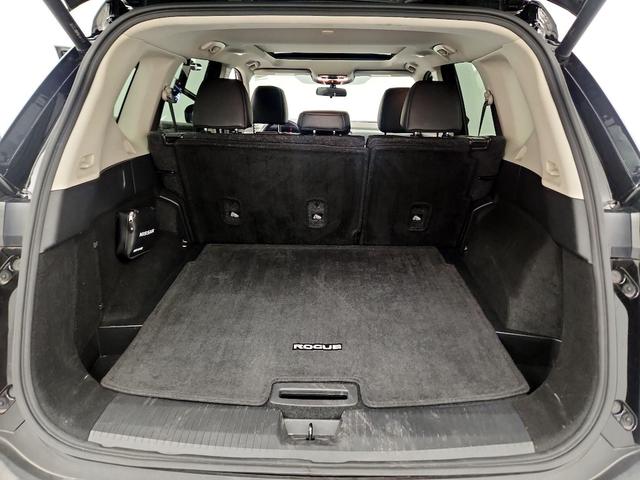 Photo of 2023 Black Nissan Rogue