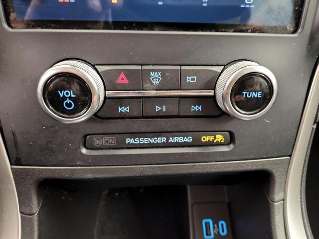 Photo of 2023 Gray Ford Edge