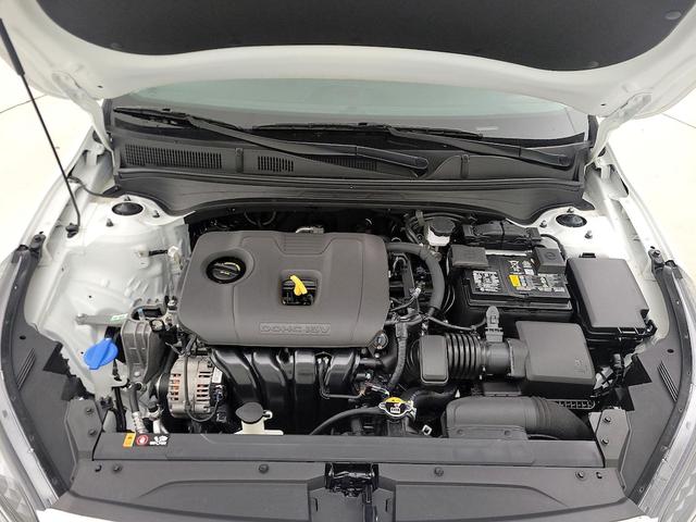 Photo of 2023 White Kia Forte