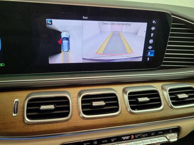 Photo of 2021 Blue Mercedes-Benz GLE 350