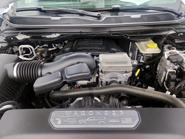 Photo of 2022 White Jeep Wagoneer