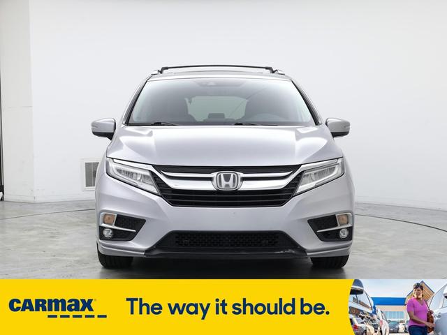 Photo of 2019 Silver Honda Odyssey