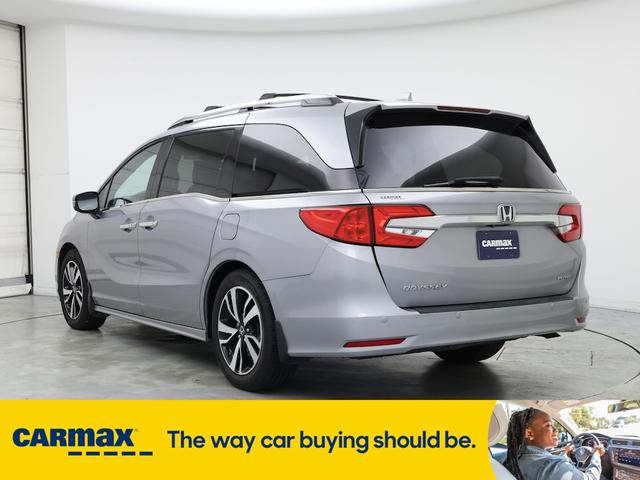 Photo of 2019 Silver Honda Odyssey