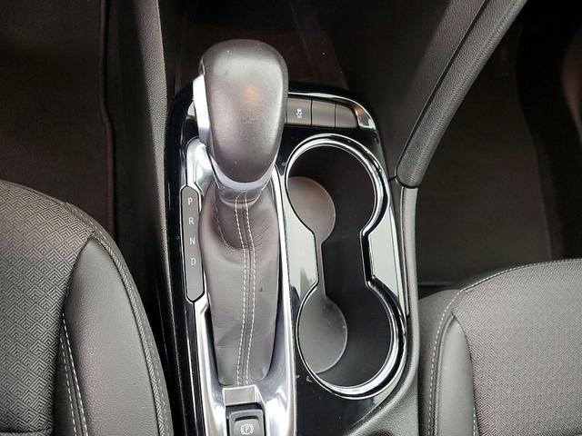 Photo of 2023 White Buick Encore GX