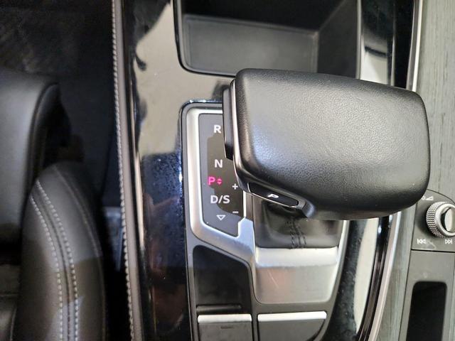 Photo of 2023 Gray Audi A4