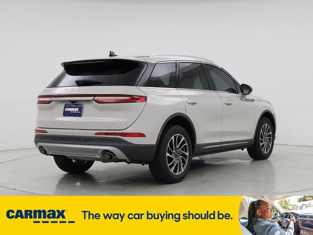 Photo of 2021 Gray Lincoln Corsair