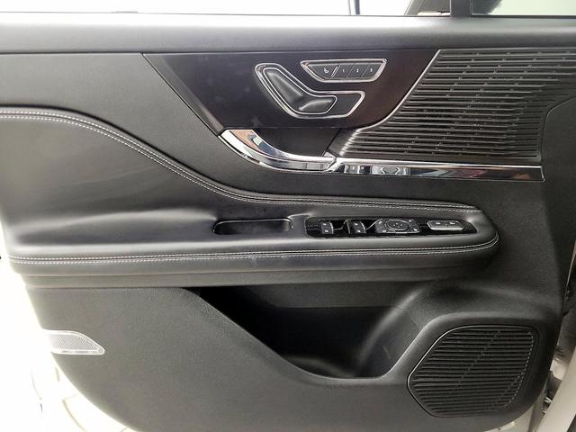 Photo of 2021 Gray Lincoln Corsair