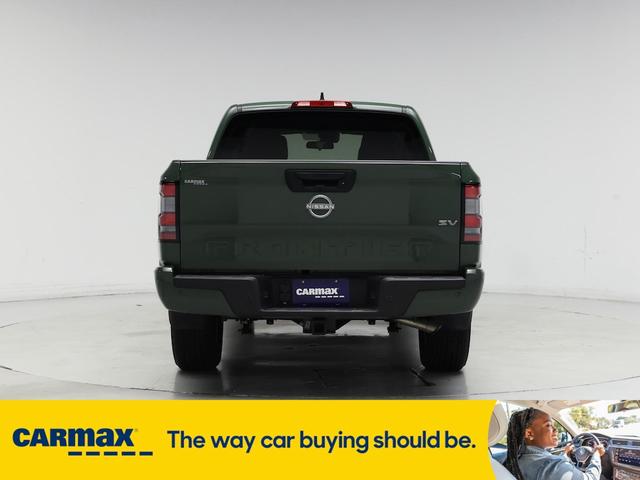 Photo of 2023 Green Nissan Frontier